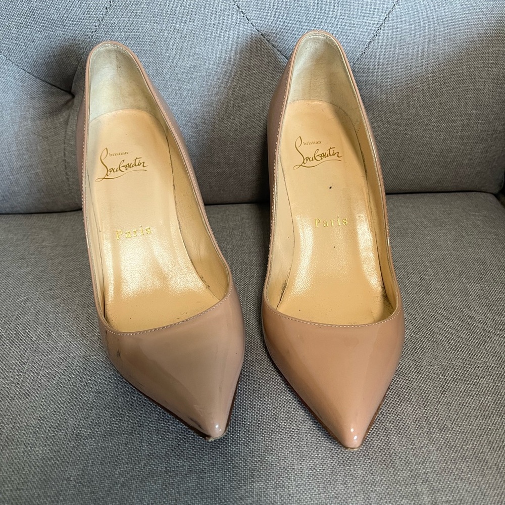 Christian Louboutin Pigalle Follies Pointy Toe Pump 85mm size 35.5